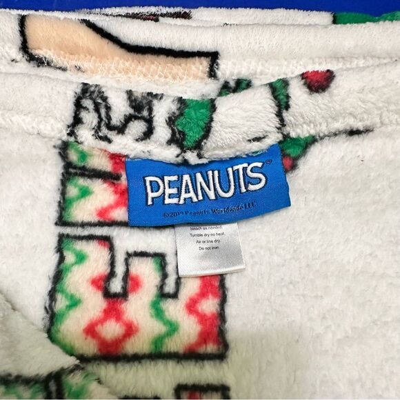 Peanuts Snoopy fleece Throw Blanket “Merry & Joy” - Picture 6 of 7